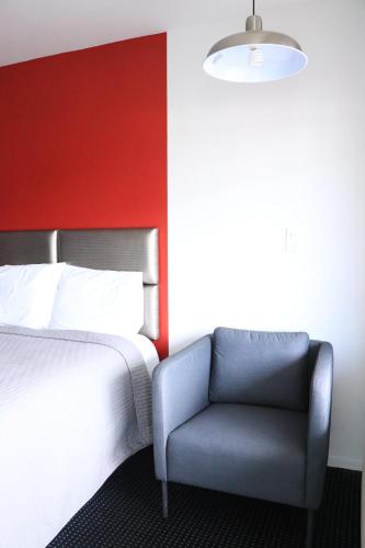 University Inn - image 3