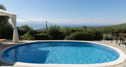  Villa Heavens Knights with private pool in Magoúla