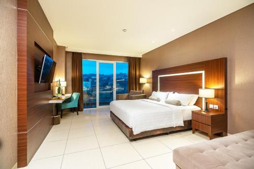Clove Hotel Room Type - Junior Suite King