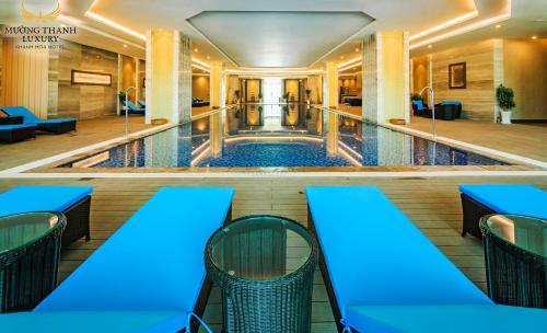 Swimming pool, Muong Thanh Luxury Khanh Hoa in Xuong Huan