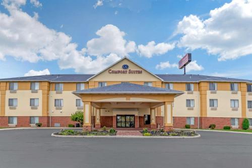 Comfort Suites Findlay I-75 near Sports Complex - Hotel - Findlay
