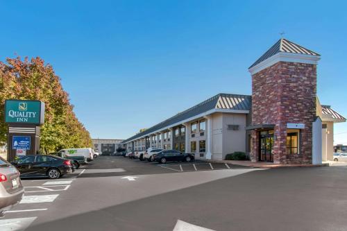 Quality Inn Riverfront Harrisburg