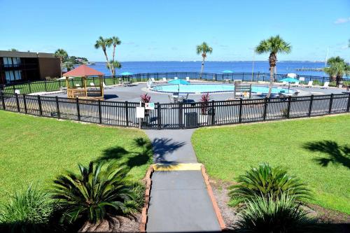 Quality Inn & Suites on the Bay near Pensacola Beach