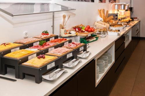Eurostars Budapest Center - image 14