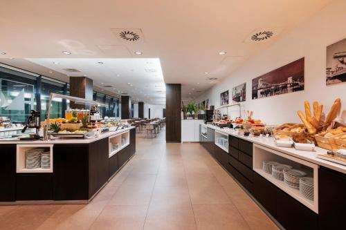 Eurostars Budapest Center - image 8