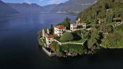 Villa La Corte with amazing pool and garden