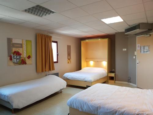 Logis Hotel Le Saint Vincent Lyon Sud - image 23