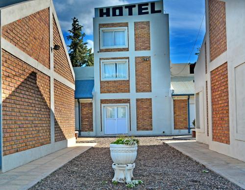Exterior view, Rio Hotel in Río Colorado