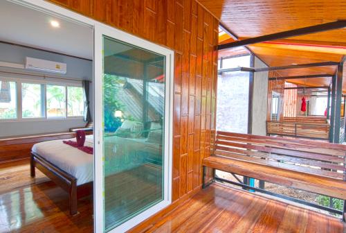 where to stay in Krabi: Rapala Rock Wood Resort, Railay Beach
