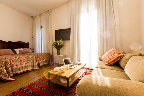 Sevilla Home Center Suites, Sevilla (Foto 2)