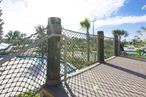 Lovely Vacation Townhouse with Pool SL3103 - image 5