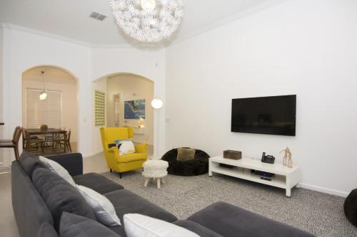 Family Dream Single Vacation Home with private pool ST4051 - image 8