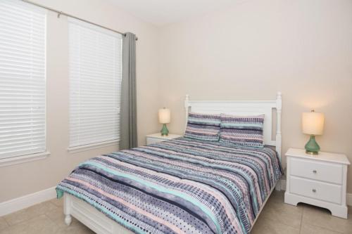 Spacious and Gorgeous Single Home with game room ST5148 - image 4