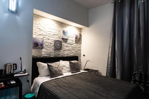 Trevi & Pantheon Design Rooms - image 9
