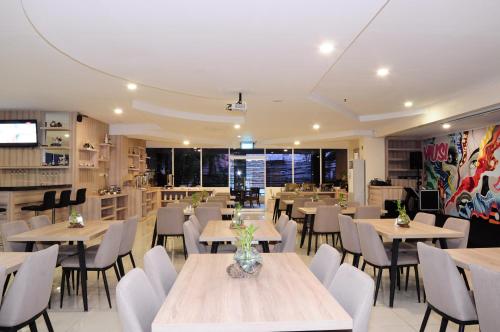 Graha Sumsel Jakarta in Pasar Baru