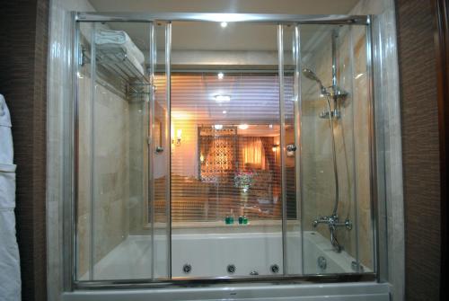 ザ セントラル パレス タクシム ホテル