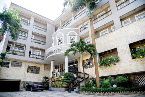 Ha Trinh Hotel Bien Hoa (Dong Nai)