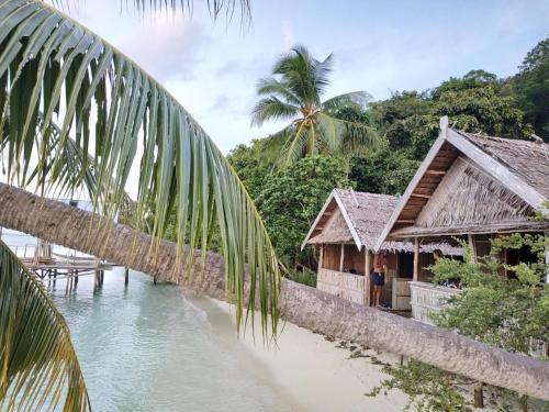 Raja Ampat Delvin Stay