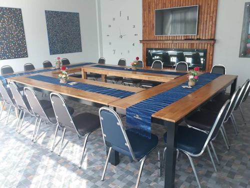 The Longhouse Boutique Bed & Breakfast ( The Longhouse Boutique Bed & Breakfast )