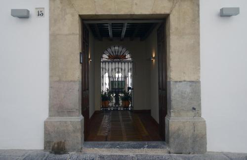 ApartaSuites Alberca Deluxe - image 5