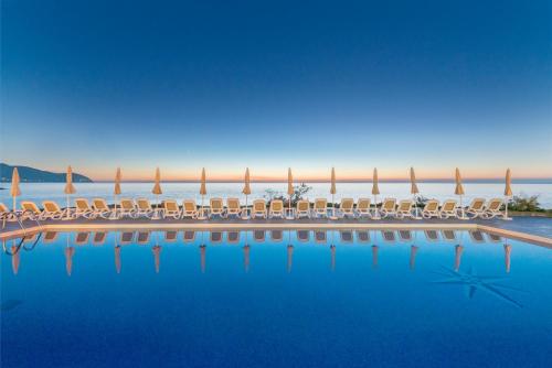 Hotel Atolon - image 13
