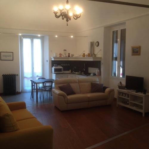  open-space vicino al mare in Finale Ligure