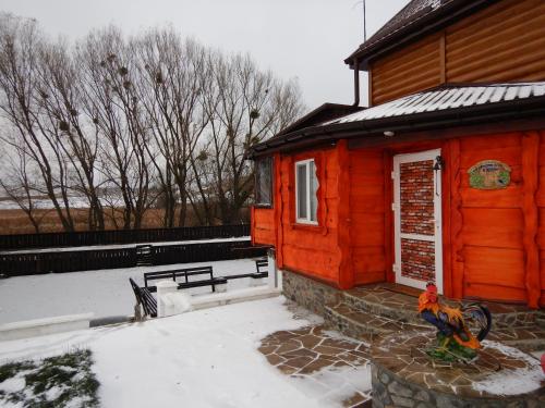 Viesnīcas āriene, Садиба "Банька біля джерела" in Zhukovtsy