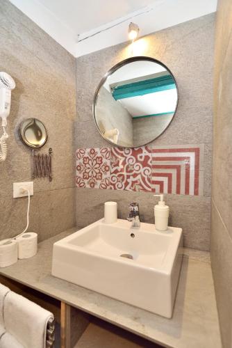 Modica Old Town Rooms - image 6