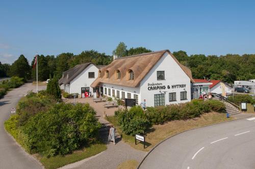  Svalereden Camping Rooms, Pension in Sæby