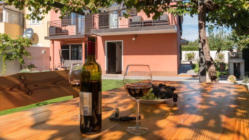 Létesítmények, Villa Roza in Valica