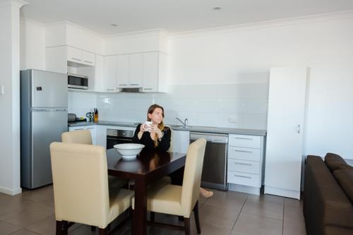 Gladstone Heights Executive Apartments The 4.5-star Gladstone Heights Executive Apartments offers comfort and convenience whether youre on business or holiday in Gladstone. Both business travelers and tourists can enjoy the hotels facili