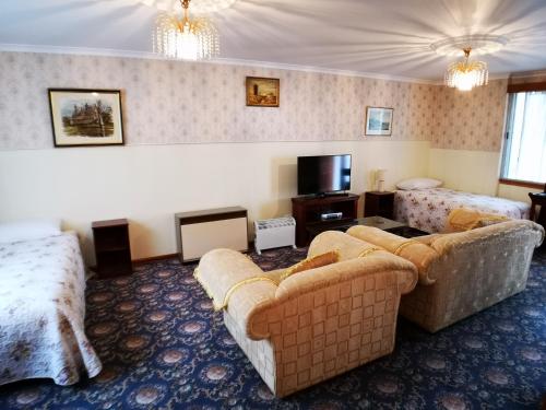 room detail thumbnail 1