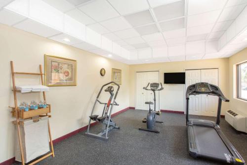 Baymont by Wyndham Midway - image 3