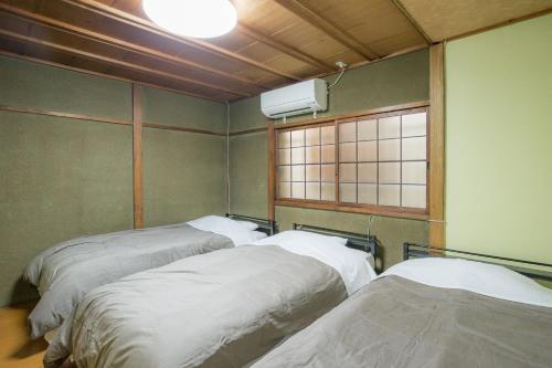 Triple Room room in woodon
