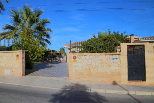 Villa Ana Apartments - image 10