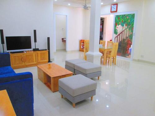 Villa D8 - Đi Bo Ra Bien 200 Met - Free Bida - Karaoke - Vung Tau Villa D8 - Đi Bo Ra Bien 200 Met - Free Bida - Karaoke - Vung Tau
