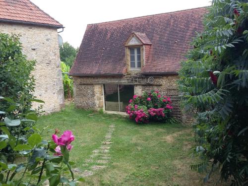 Le Chai, gîte de charme avec piscine - Chambre d'hôtes - Montignac-Lascaux