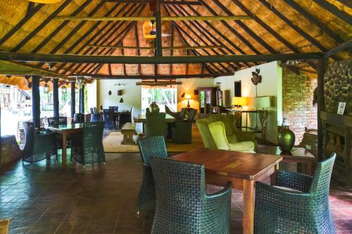 The Royal Sichango Village - Restaurant