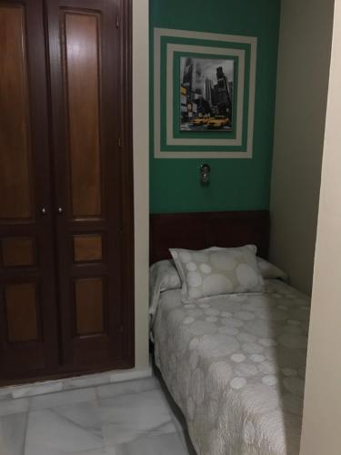 Hostal Puerta Carmona - main image