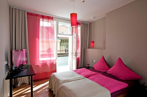 Hotel PurPur - main image