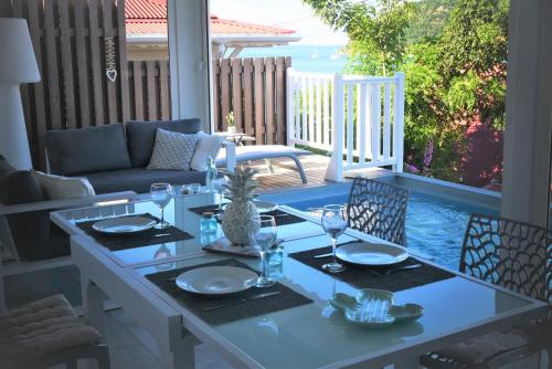 Παροχές, Kazarev in Τέρε-ντε-Χαούτ