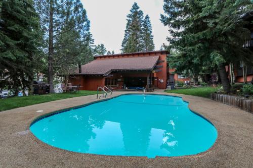 Mammoth West #143 Condo Mammoth West #143 Condo