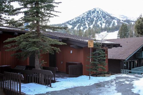Mammoth West #116 Condo - image 9