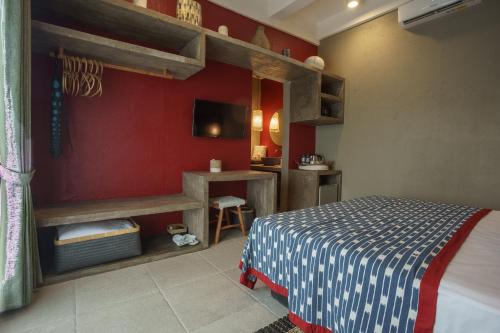 Standard Double Room image 6