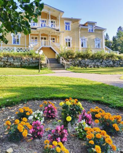 Karolineburg Manor House Hotel - image 2