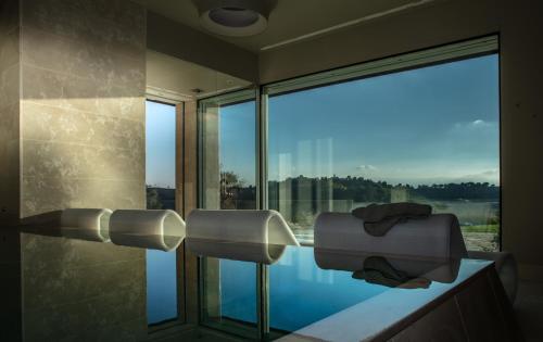 Piscina, Filodivino Wine Resort & SPA in San Marcello