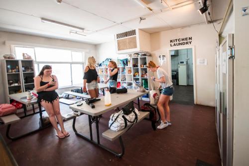 Közös társalgó / TV, The Hive Hostel - Traveler Friendly, Passport Only in Perth