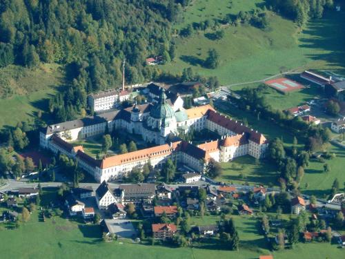 Gästehaus Alpina - image 9