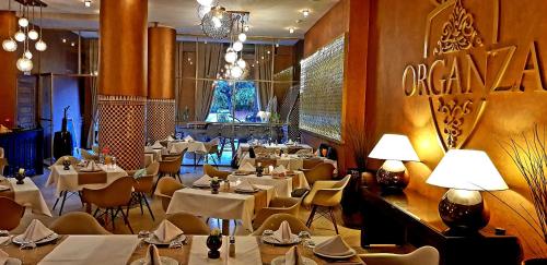 Restaurant, Dellarosa Hotel Suites And Spa in Marrakech