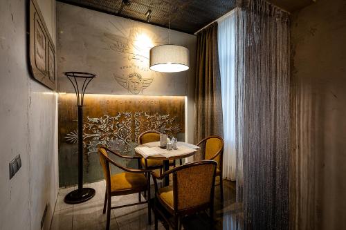 Biplan Hotel - image 14